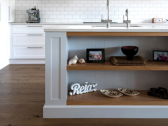 neo design custom kitchen